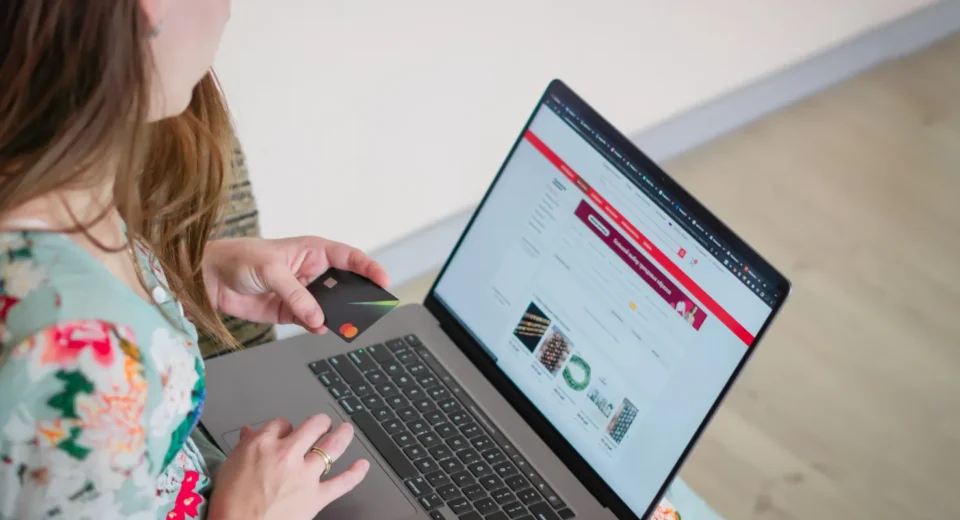 Top 6 Website Builders to Launch Your Online Presence Fast