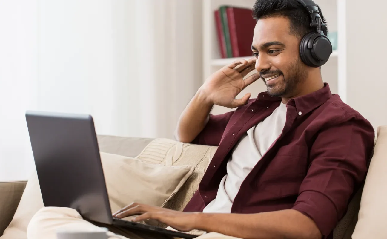 Top 6 Headphones Picks for Music Lovers and Audiophiles