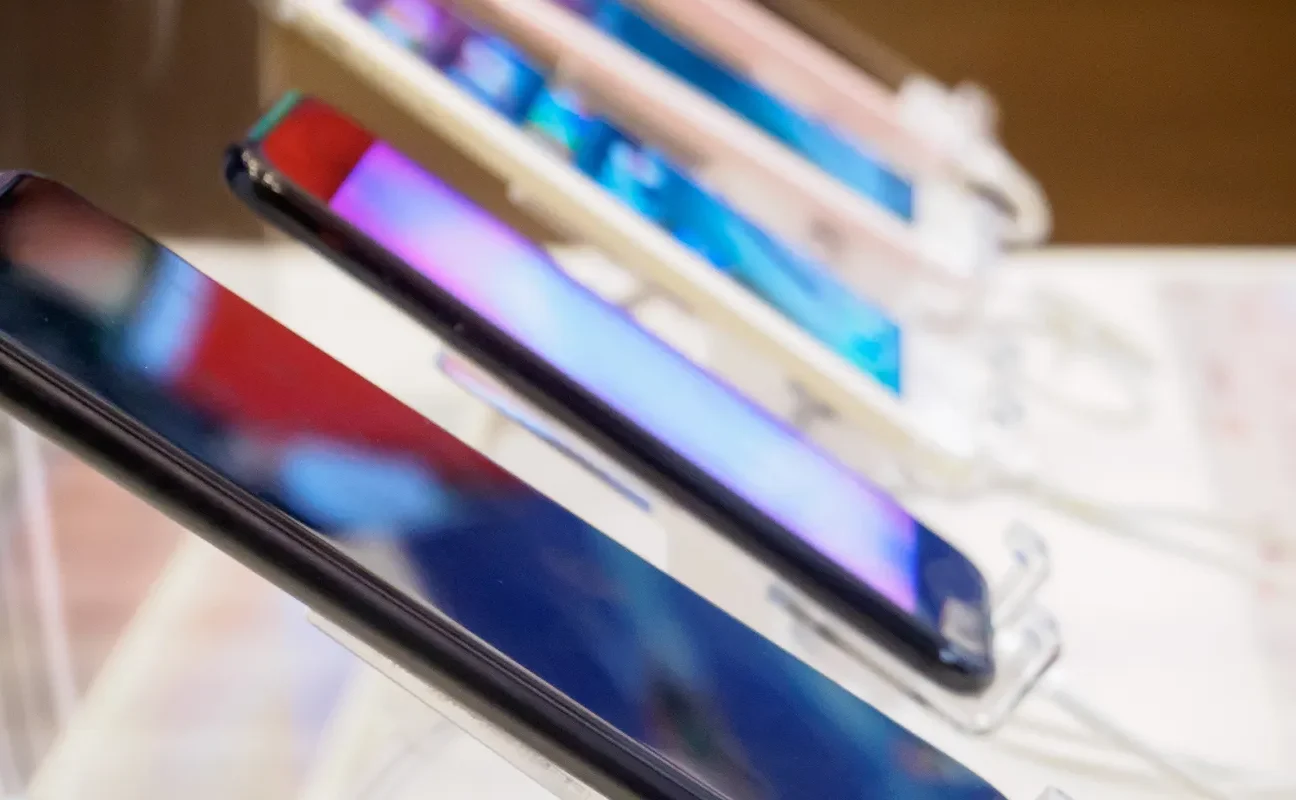 Top 6 Smartphones for Photography, Gaming, and Productivity